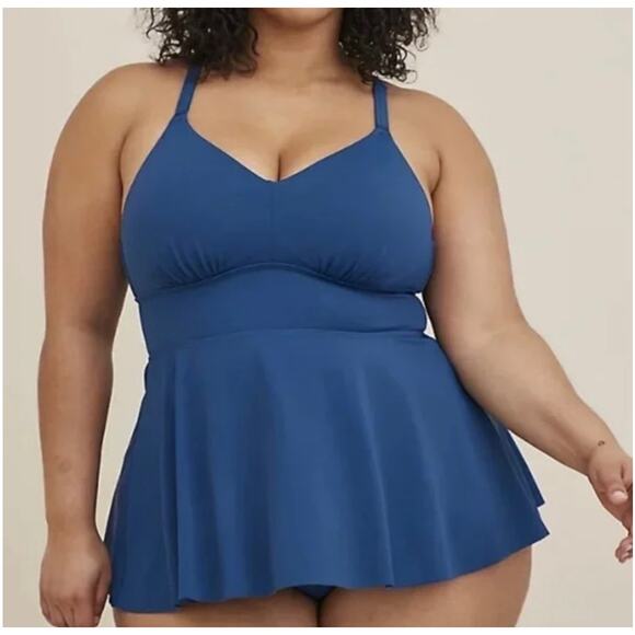 Torrid Wire Free Cross Back Tankini Top Poseidon Blue 6D/DD New - Picture 1 of 13